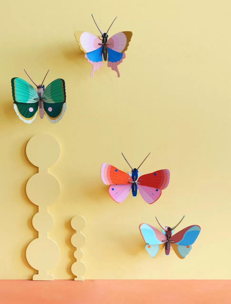 Studio ROOF Farngestreifter Schmetterling